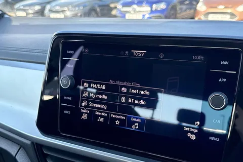 CF72PXL Volkswagen T-Roc 1.0 TSI Life Euro 6 (s/s) 5dr Thumbnail #47