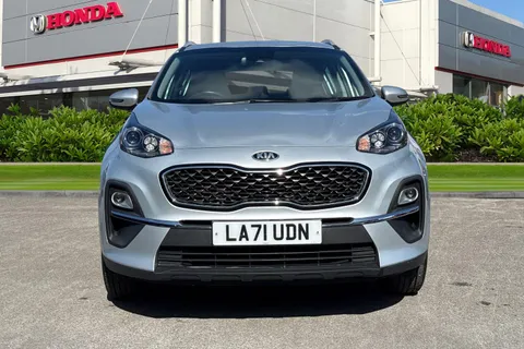 LA71UDN Kia Sportage 1.6 GDi ISG 2 5dr Thumbnail #5
