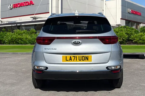 LA71UDN Kia Sportage 1.6 GDi ISG 2 5dr Thumbnail #7