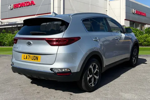LA71UDN Kia Sportage 1.6 GDi ISG 2 5dr Thumbnail #9