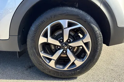 LA71UDN Kia Sportage 1.6 GDi ISG 2 5dr Thumbnail #13