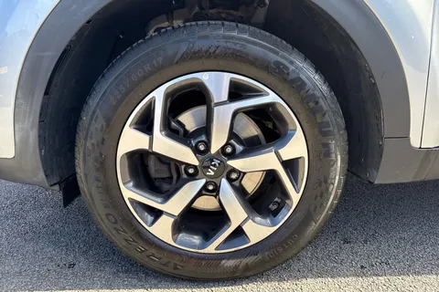 LA71UDN Kia Sportage 1.6 GDi ISG 2 5dr Thumbnail #14