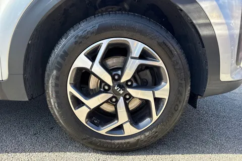 LA71UDN Kia Sportage 1.6 GDi ISG 2 5dr Thumbnail #15