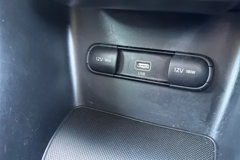 LA71UDN Kia Sportage 1.6 GDi ISG 2 5dr Thumbnail #37