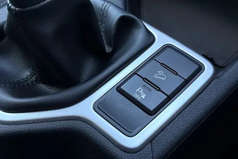 LA71UDN Kia Sportage 1.6 GDi ISG 2 5dr Thumbnail #38