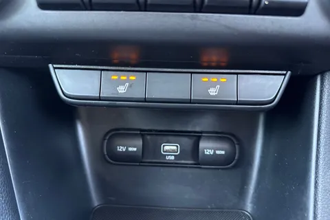 LA71UDN Kia Sportage 1.6 GDi ISG 2 5dr Thumbnail #40