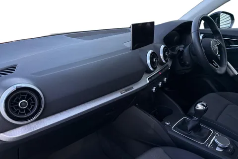 DX73XGM Audi Q2 Sport 30 TFSI  110 PS 6-speed Thumbnail #16