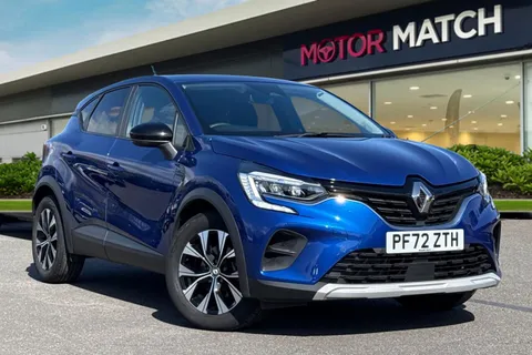 PF72ZTH Renault Captur 1.6 E-TECH evolution Auto Euro 6 (s/s) 5dr Thumbnail #2