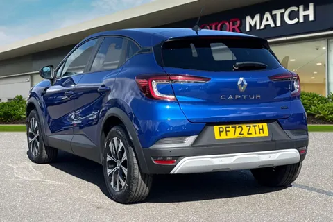 PF72ZTH Renault Captur 1.6 E-TECH evolution Auto Euro 6 (s/s) 5dr Thumbnail #3