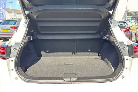 YF23XMC Nissan Qashqai 1.3 DIG-T MHEV Tekna Euro 6 (s/s) 5dr Thumbnail #8