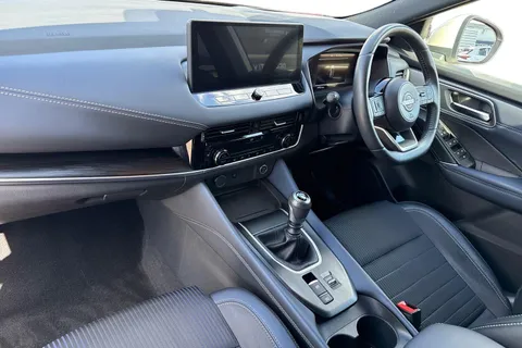 YF23XMC Nissan Qashqai 1.3 DIG-T MHEV Tekna Euro 6 (s/s) 5dr Thumbnail #16