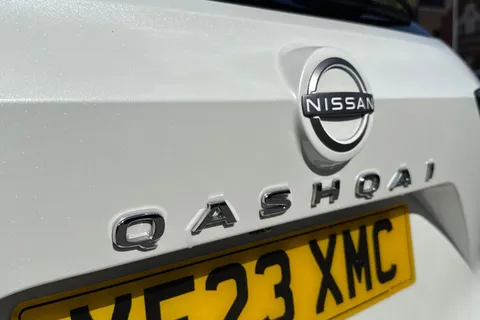 YF23XMC Nissan Qashqai 1.3 DIG-T MHEV Tekna Euro 6 (s/s) 5dr Thumbnail #29