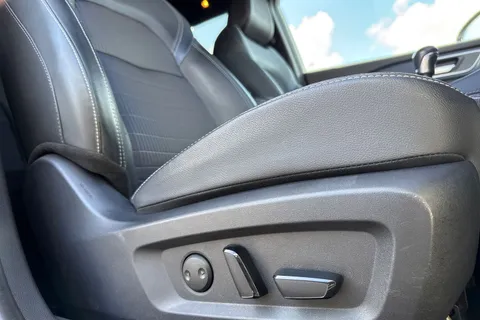 YF23XMC Nissan Qashqai 1.3 DIG-T MHEV Tekna Euro 6 (s/s) 5dr Thumbnail #35