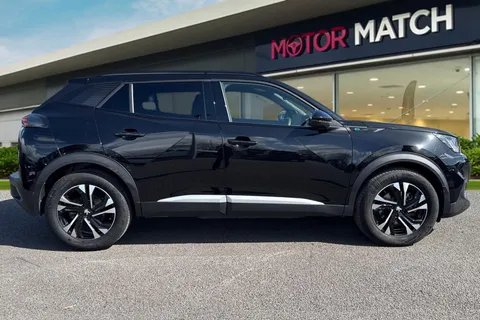 MJ23ARZ PEUGEOT e-2008 50kWh GT Auto 5dr (7kW Charger) Thumbnail #4