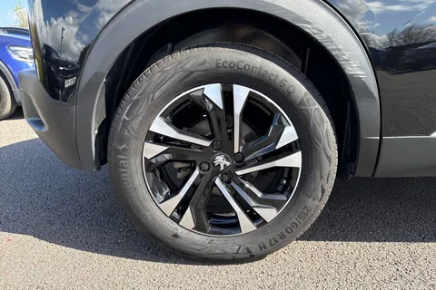 MJ23ARZ PEUGEOT e-2008 50kWh GT Auto 5dr (7kW Charger) Thumbnail #12