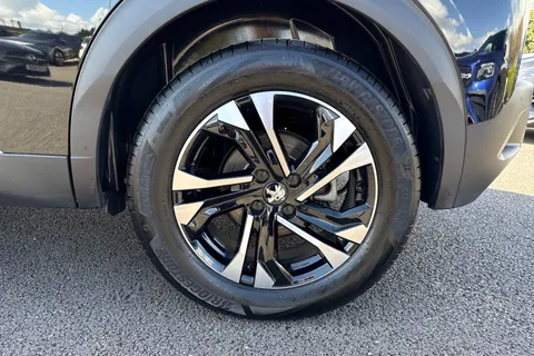 MJ23ARZ PEUGEOT e-2008 50kWh GT Auto 5dr (7kW Charger) Thumbnail #13