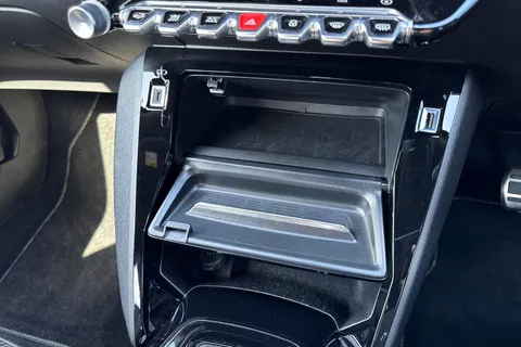 MJ23ARZ PEUGEOT e-2008 50kWh GT Auto 5dr (7kW Charger) Thumbnail #60