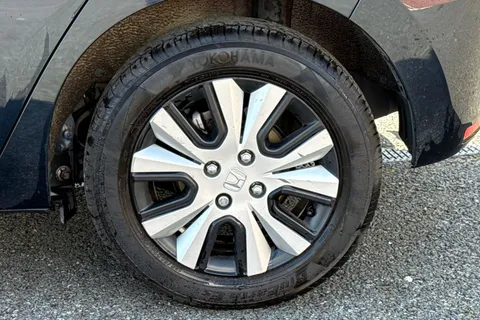 YC23ECT Honda Jazz 1.5 h i-MMD SR eCVT Euro 6 (s/s) 5dr Thumbnail #15