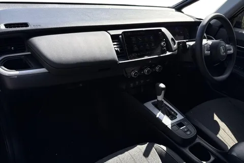 YC23ECT Honda Jazz 1.5 h i-MMD SR eCVT Euro 6 (s/s) 5dr Thumbnail #17