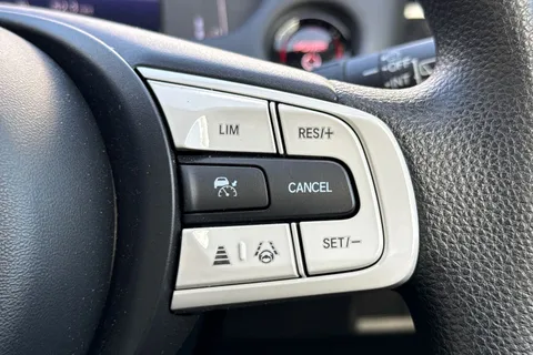 YC23ECT Honda Jazz 1.5 h i-MMD SR eCVT Euro 6 (s/s) 5dr Thumbnail #37