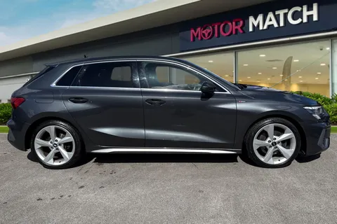 GL21YTR Audi A3 1.5 TFSI 35 S line Sportback S Tronic Euro 6 (s/s) 5dr Thumbnail #4