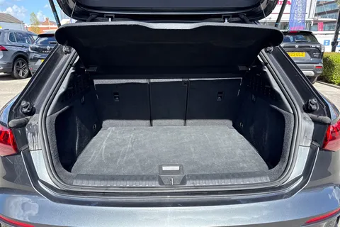 GL21YTR Audi A3 1.5 TFSI 35 S line Sportback S Tronic Euro 6 (s/s) 5dr Thumbnail #7