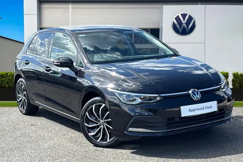 MK22JDJ Volkswagen Golf 1.5 eTSI 150 Style 5dr DSG **17' VENTURA ALLOYS** Thumbnail #2