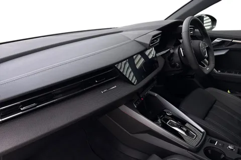 DV75JXR Audi A3 Sportback Black Edition TFSI  150 PS S tronic Thumbnail #16
