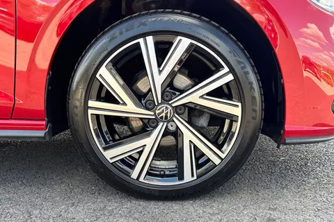 DU73GFA Volkswagen Polo 1.0 TSI R-Line 5dr **17' BERGAMO ALLOYS + REV CAMERA + HEATED SEATS** Thumbnail #12