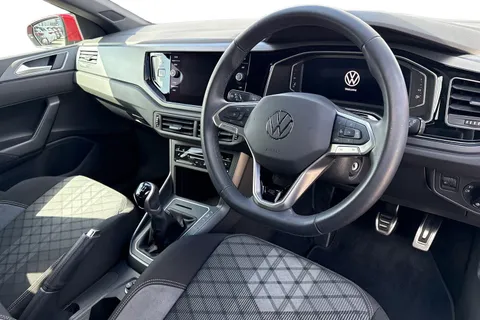 DU73GFA Volkswagen Polo 1.0 TSI R-Line 5dr **17' BERGAMO ALLOYS + REV CAMERA + HEATED SEATS** Thumbnail #15