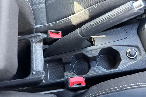 DU73GFA Volkswagen Polo 1.0 TSI R-Line 5dr **17' BERGAMO ALLOYS + REV CAMERA + HEATED SEATS** Thumbnail #39