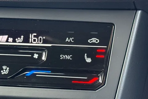 DU73GFA Volkswagen Polo 1.0 TSI R-Line 5dr **17' BERGAMO ALLOYS + REV CAMERA + HEATED SEATS** Thumbnail #42