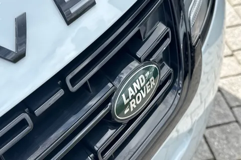 DU75YPF Land Rover Range Rover Evoque 2.0 D200 Dynamic SE 5dr Thumbnail #29