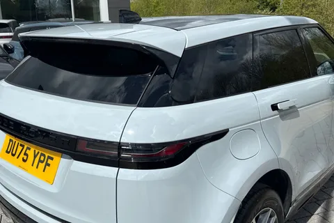 DU75YPF Land Rover Range Rover Evoque 2.0 D200 Dynamic SE 5dr Thumbnail #35