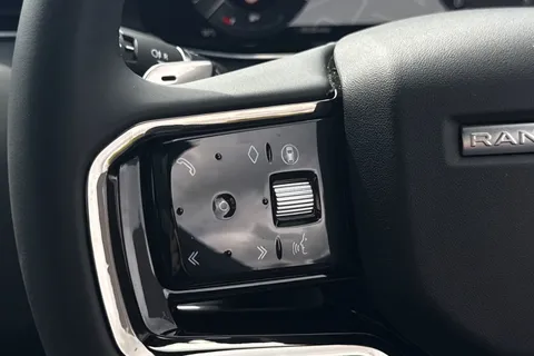DU75YPF Land Rover Range Rover Evoque 2.0 D200 Dynamic SE 5dr Thumbnail #42