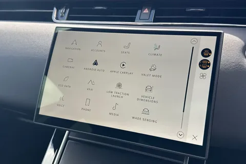 DU75YPF Land Rover Range Rover Evoque 2.0 D200 Dynamic SE 5dr Thumbnail #44