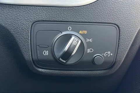 KO25WGZ Audi Q2 Black Edition 35 TFSI  150 PS S tronic Thumbnail #28