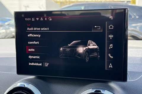 KO25WGZ Audi Q2 Black Edition 35 TFSI  150 PS S tronic Thumbnail #41