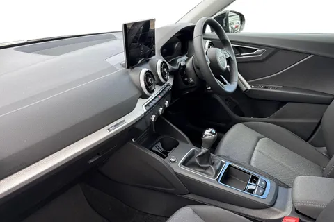 14 of 53 for Audi Q2 1.0 TFSI 30 Sport Euro 6 (s/s) 5dr