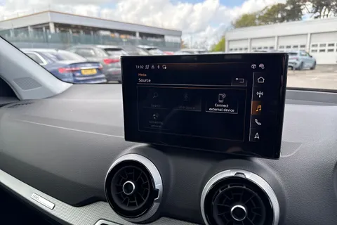 34 of 53 for Audi Q2 1.0 TFSI 30 Sport Euro 6 (s/s) 5dr