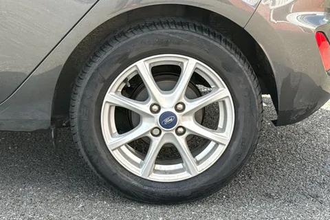 MA68SVG Ford Fiesta 1.0T EcoBoost Zetec Euro 6 (s/s) 5dr Thumbnail #15