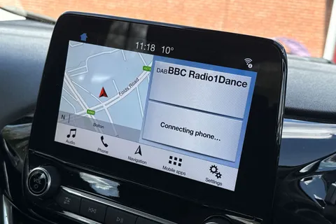 MA68SVG Ford Fiesta 1.0T EcoBoost Zetec Euro 6 (s/s) 5dr Thumbnail #21