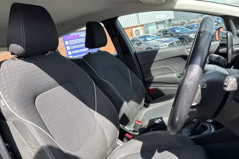 MA68SVG Ford Fiesta 1.0T EcoBoost Zetec Euro 6 (s/s) 5dr Thumbnail #25