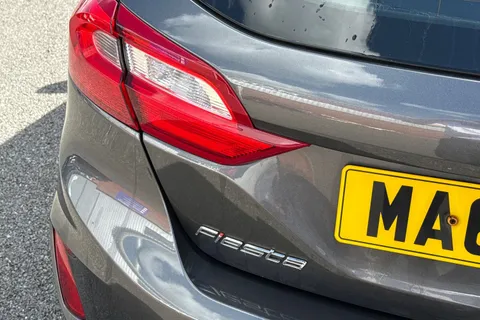 MA68SVG Ford Fiesta 1.0T EcoBoost Zetec Euro 6 (s/s) 5dr Thumbnail #32