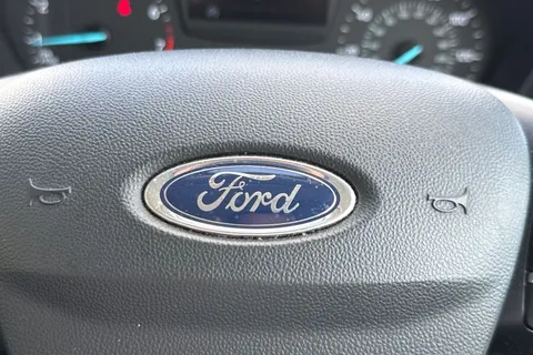 MA68SVG Ford Fiesta 1.0T EcoBoost Zetec Euro 6 (s/s) 5dr Thumbnail #34