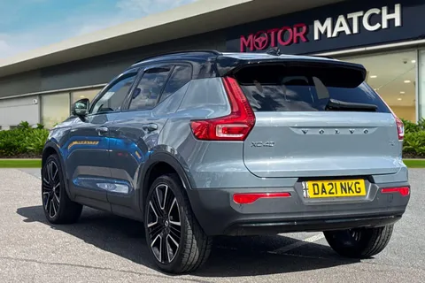DA21NKG Volvo Xc40 1.5 T3 R-Design Pro Auto Euro 6 (s/s) 5dr Thumbnail #3