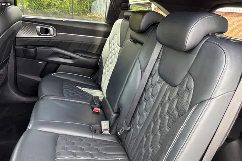 AF21ONL Kia Sorento 1.6 T-GDi 13.8kWh 4 Auto AWD Euro 6 (s/s) 5dr Thumbnail #20