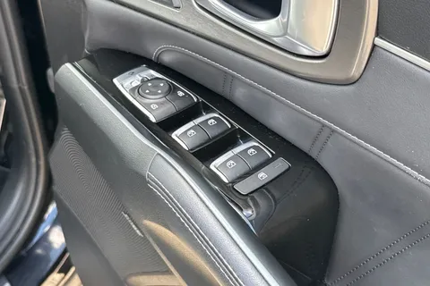 AF21ONL Kia Sorento 1.6 T-GDi 13.8kWh 4 Auto AWD Euro 6 (s/s) 5dr Thumbnail #22