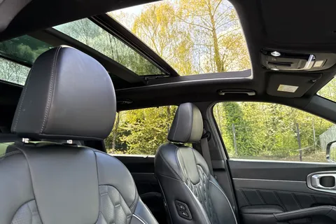 AF21ONL Kia Sorento 1.6 T-GDi 13.8kWh 4 Auto AWD Euro 6 (s/s) 5dr Thumbnail #54