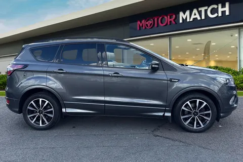 PK68TSU Ford Kuga 2.0 TDCi EcoBlue ST-Line Euro 6 (s/s) 5dr Thumbnail #4